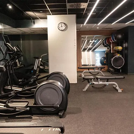 塞维利亚希尔顿花园酒店 酒店