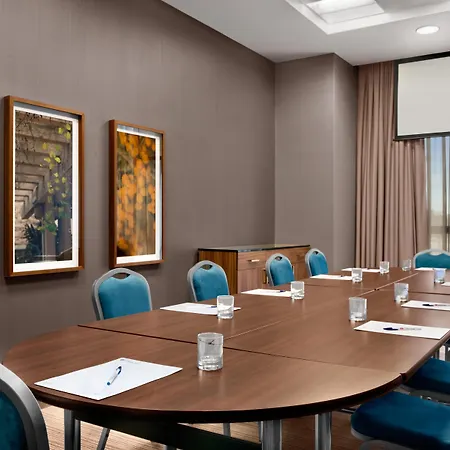 酒店 塞维利亚希尔顿花园酒店