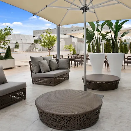 塞维利亚希尔顿花园酒店 4* 塞维利亚