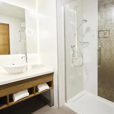 Hotel Hilton Garden 4*