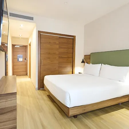 Hilton Garden Hotel