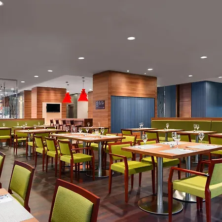 Hilton Garden Отель 4*