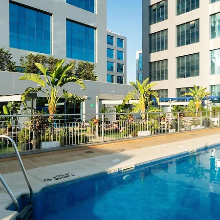 Отель Hilton Garden