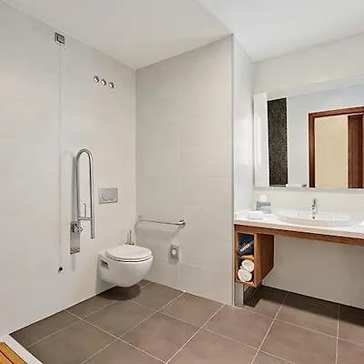 Отель Hilton Garden